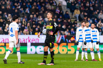 Luuk de Jong vlak voor zijn gemiste penalty tegen PEC Zwolle