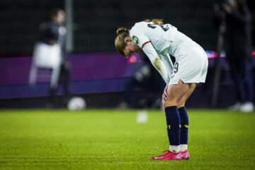 Rose Ivens (FC Twente) is teleurgesteld