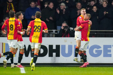 Go Ahead Eagles viert doelpunt Oliver Antman