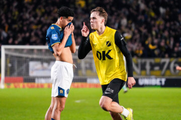 Leo Sauer viert zijn doelpunt