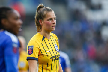 Marit Auée bij Brighton & Hove Albion