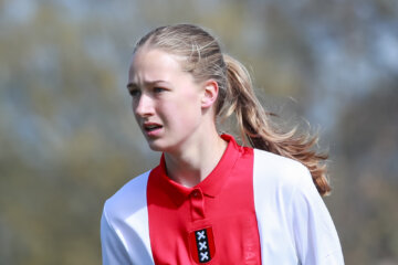 Jade van Hensbergen bij Ajax
