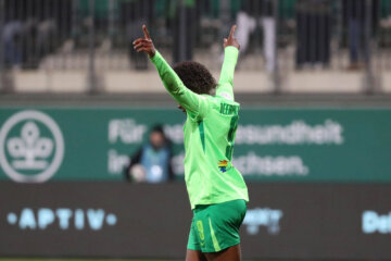 Lineth Beerensteyn juicht