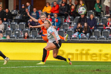 Vivianne Miedema schiet raak tegen Oostenrijk