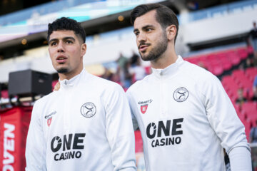 Anass Tahiri (links)