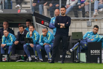 Francesco Farioli en zijn staf