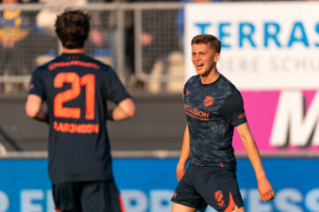 Oscar Fraulo juicht na zijn treffer