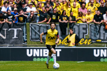 Jan van den Bergh in het Rat Verlegh Stadion