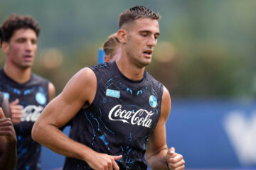 Lorenzo Lucca bij Napoli