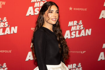 Yolanthe Cabau bij de première van haar nieuwe film