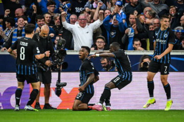 Christos Tzolis en Carlos Forbs vieren feest voor Club Brugge