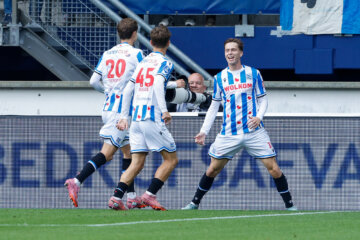 SC Heerenveen viert goal Ringo Meerveld