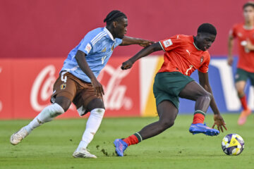 Jorthy Mokio in actie voor België O17