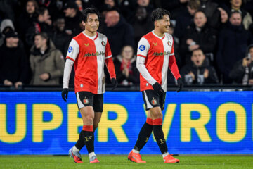 Ayase Ueda en Tsuyoshi Watanabe