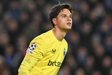 Dani van den Heuvel in actie in de Champions League