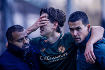 Victor Jensen in tranen