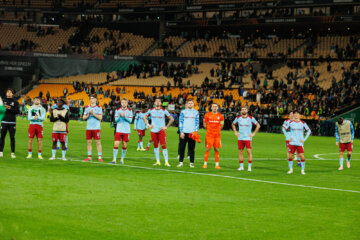 Feyenoord-spelers bedanken het uitvak bij Real Betis