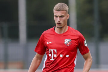 Davy van den Berg voor Jong FC Utrecht