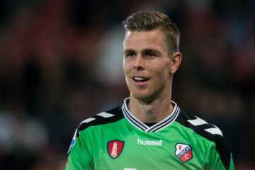 Robbin Ruiter namens FC Utrecht