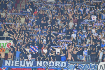 SC Heerenveen-fans in Enschede