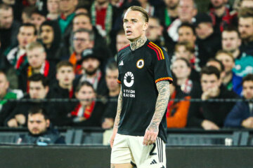 Rick Karsdorp met AS Roma in De Kuip