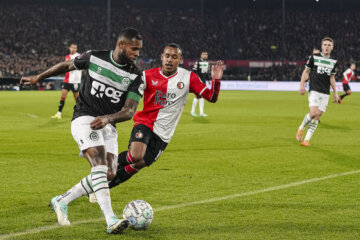 Leandro Bacuna en Igor Paixao