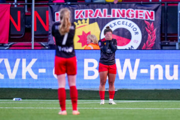 Sabrine Ellouzi (Excelsior) baalt