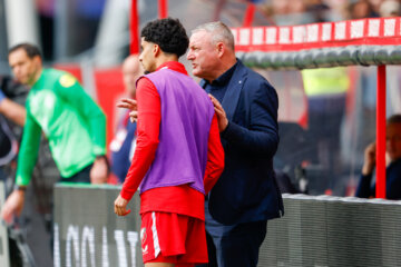 Zidane Iqbal en Ron Jans