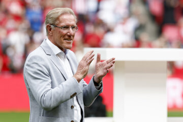 Hans van Breukelen na het kampioenschap van PSV in 2024