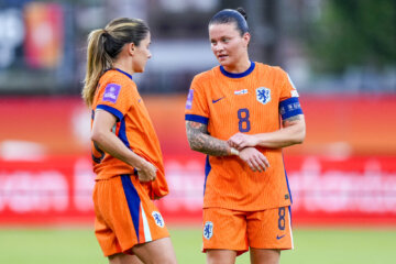 Daniëlle van de Donk en Sherida Spitse