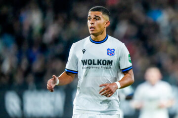 Ilias Sebaoui tegen NEC