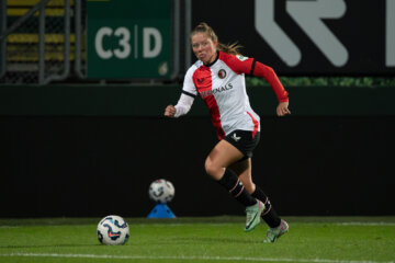 Romée van de Lavoir namens Feyenoord
