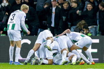FC Groningen viert treffer