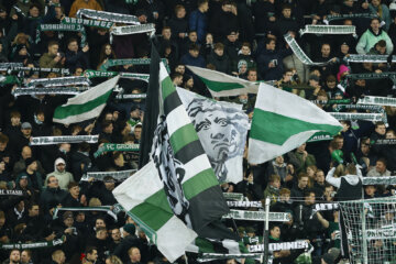 FC Groningen-fans in de Euroborg