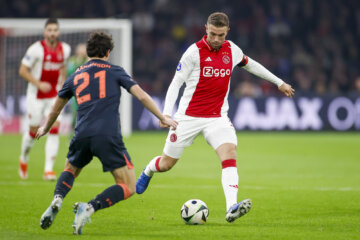 Jordan Henderson tegen FC Utrecht