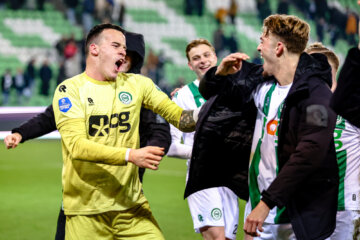 Vaessen en Valente vieren de overwinning