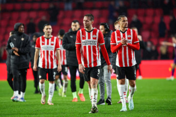 PSV-spelers teleurgesteld na bekeruitschakeling