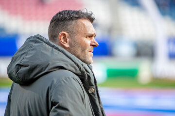 Henk Brugge in het Abe Lenstra Stadion