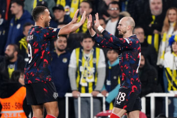 Cyriel Dessers en Vaclav Cerny