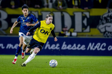 Elías Már Ómarsson tegen Sparta Rotterdam