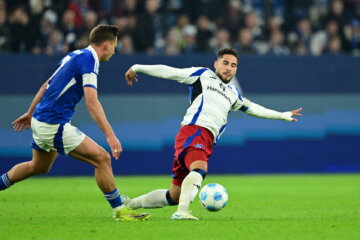 Ludovit Reis met HSV tegen Schalke 04