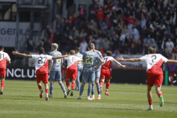 FC Utrecht juicht tegen Ajax