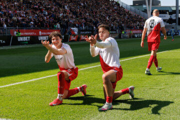 Paxten Aaronson en Souffian El Karouani