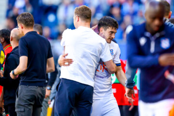 Robin Veldman omarmt Ion Nicolaescu