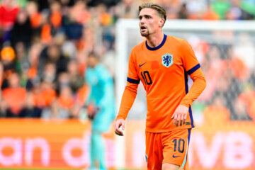 Kenneth Taylor namens Jong Oranje