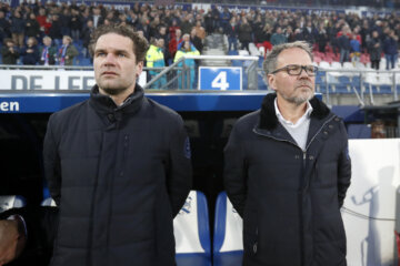 Sandor van der Heide en Henk de Jong in het Abe Lenstra Stadion