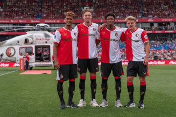 Goncalo Borges, Luciano Valente, Gaoussou Diarra en Sem Steijn