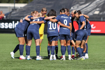 De speelsters van HERA United