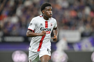 Isaac Babadi namens Royal Antwerp