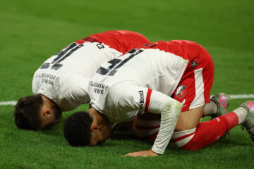 Souffian El Karouani en Adrian Blake